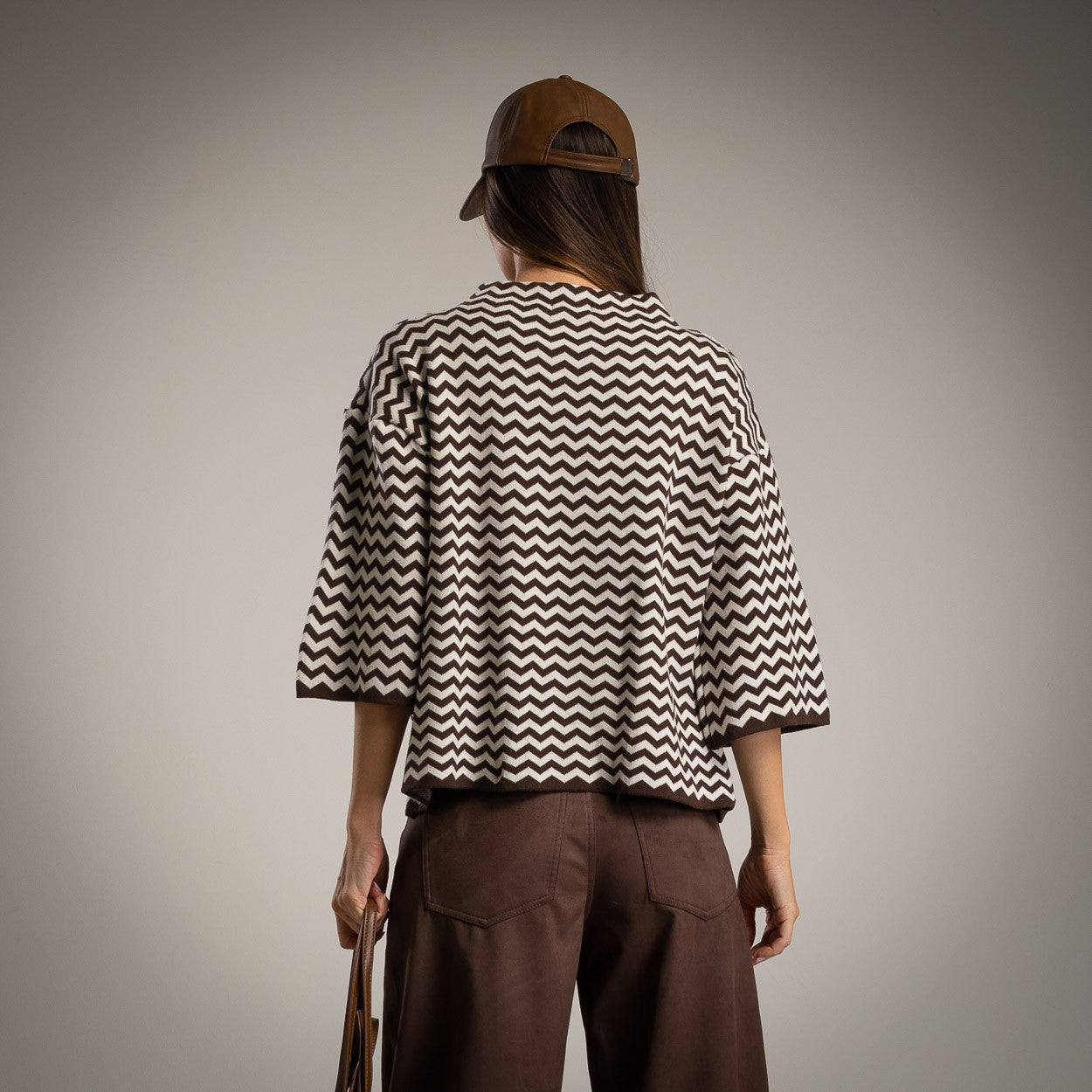 Πουλόβερ από απαλό πλεκτό ύφασμα με σχέδιο ζιγκ-ζαγκ