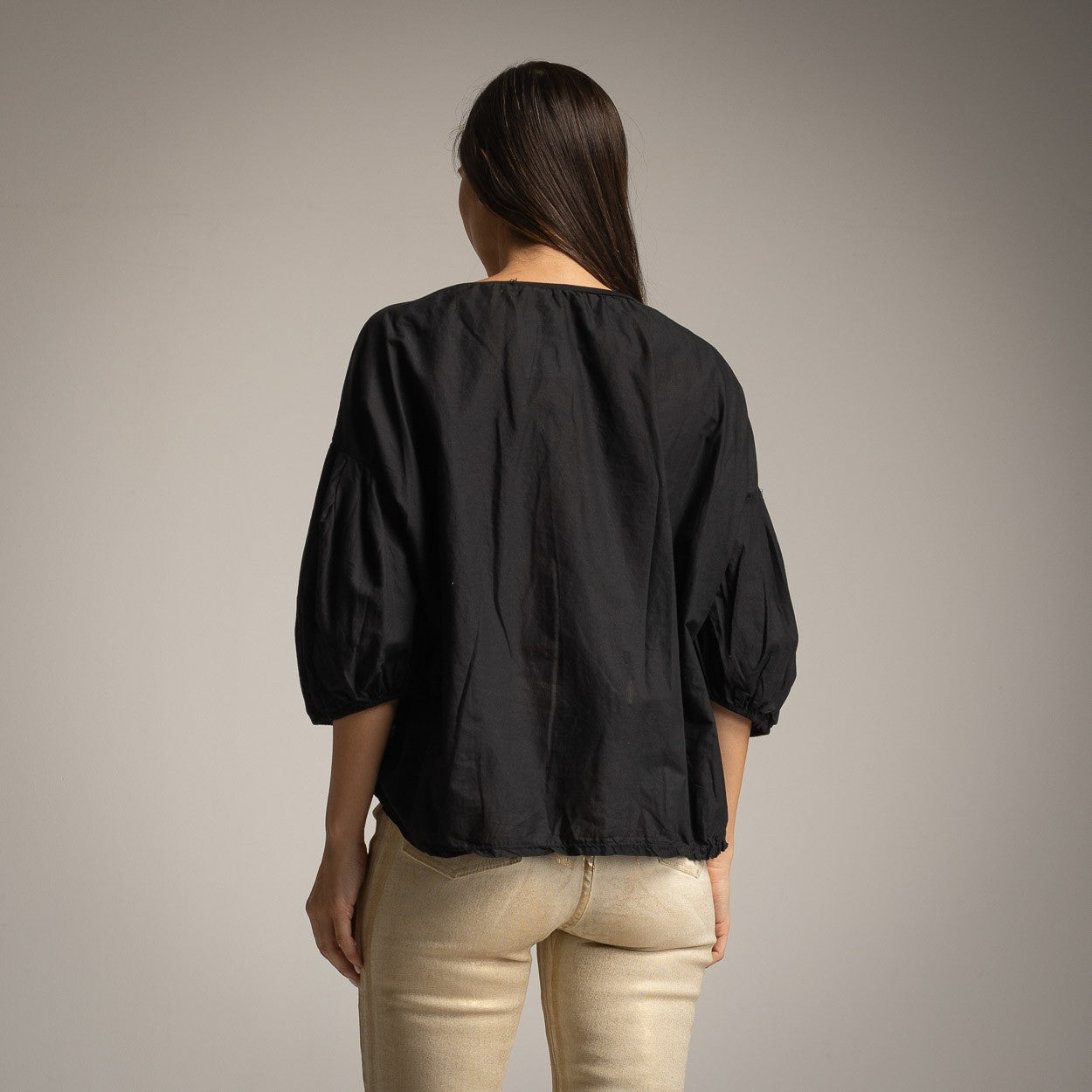 Black one size puff sleeve shirt back view by MARIΓIOÚ