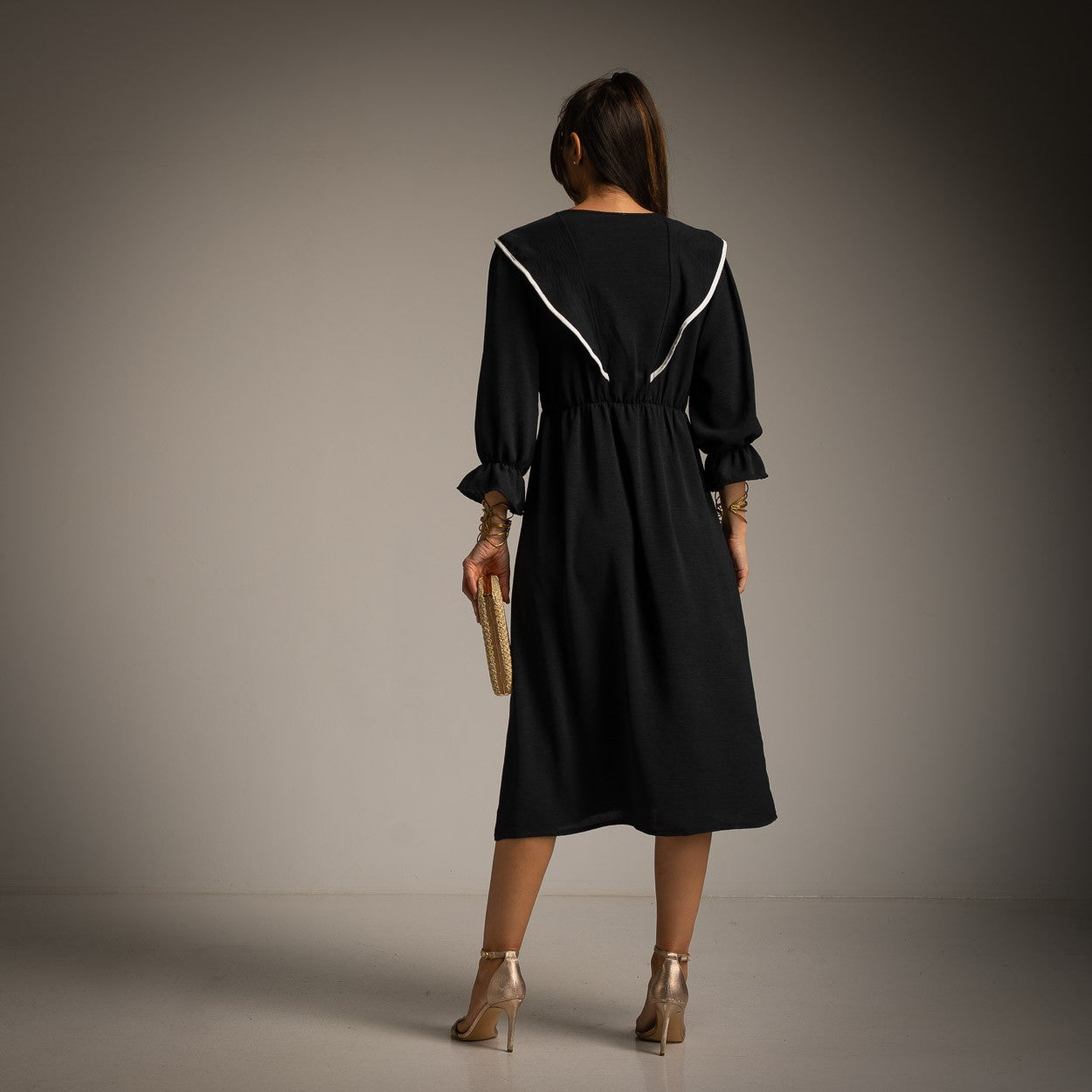 marigiou-black-midi-dress-back-view