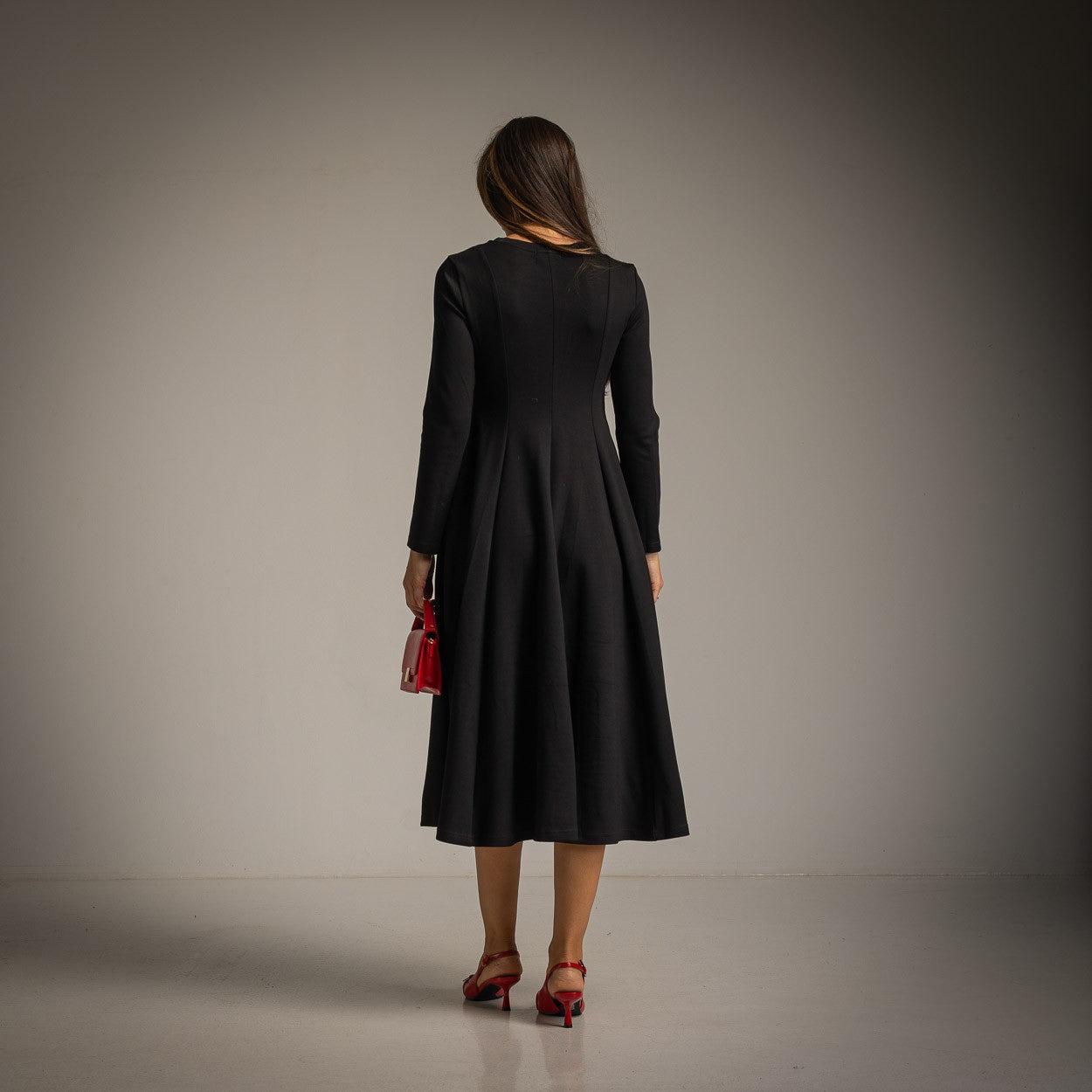 marigiou black winter midi dress neoprene effect back view