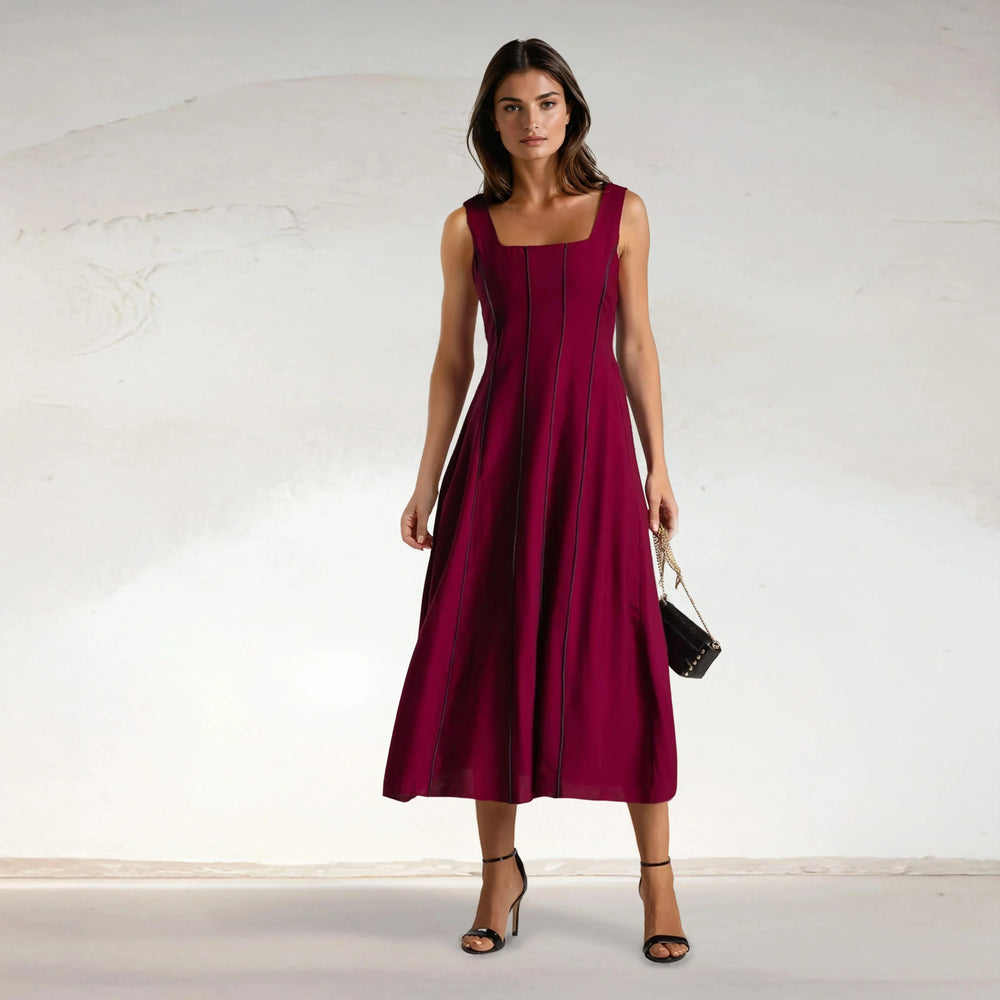 MARIΓIOÚ elegant burgundy midi dress with contrast black lines, viscose blend – front view
