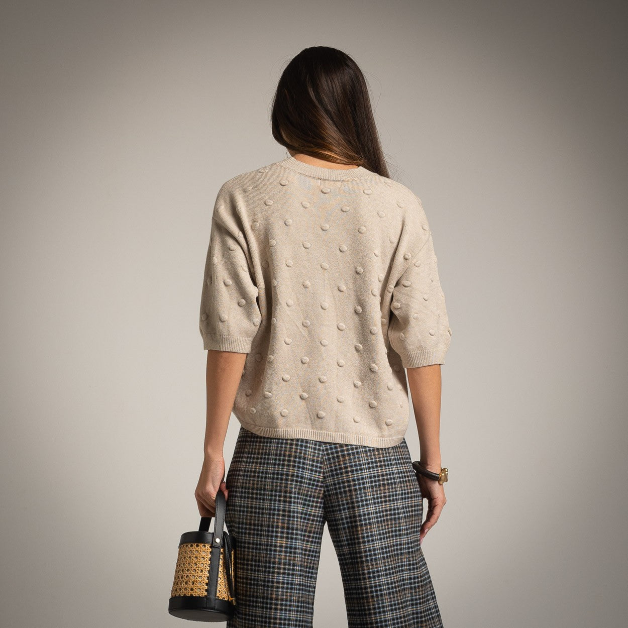 marigiou knit shirt beige back view