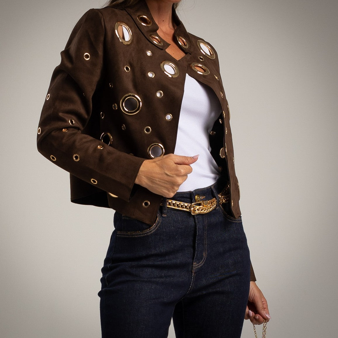 MARIΓIOÚ suede jacket chocolate brown close-up front with accessories