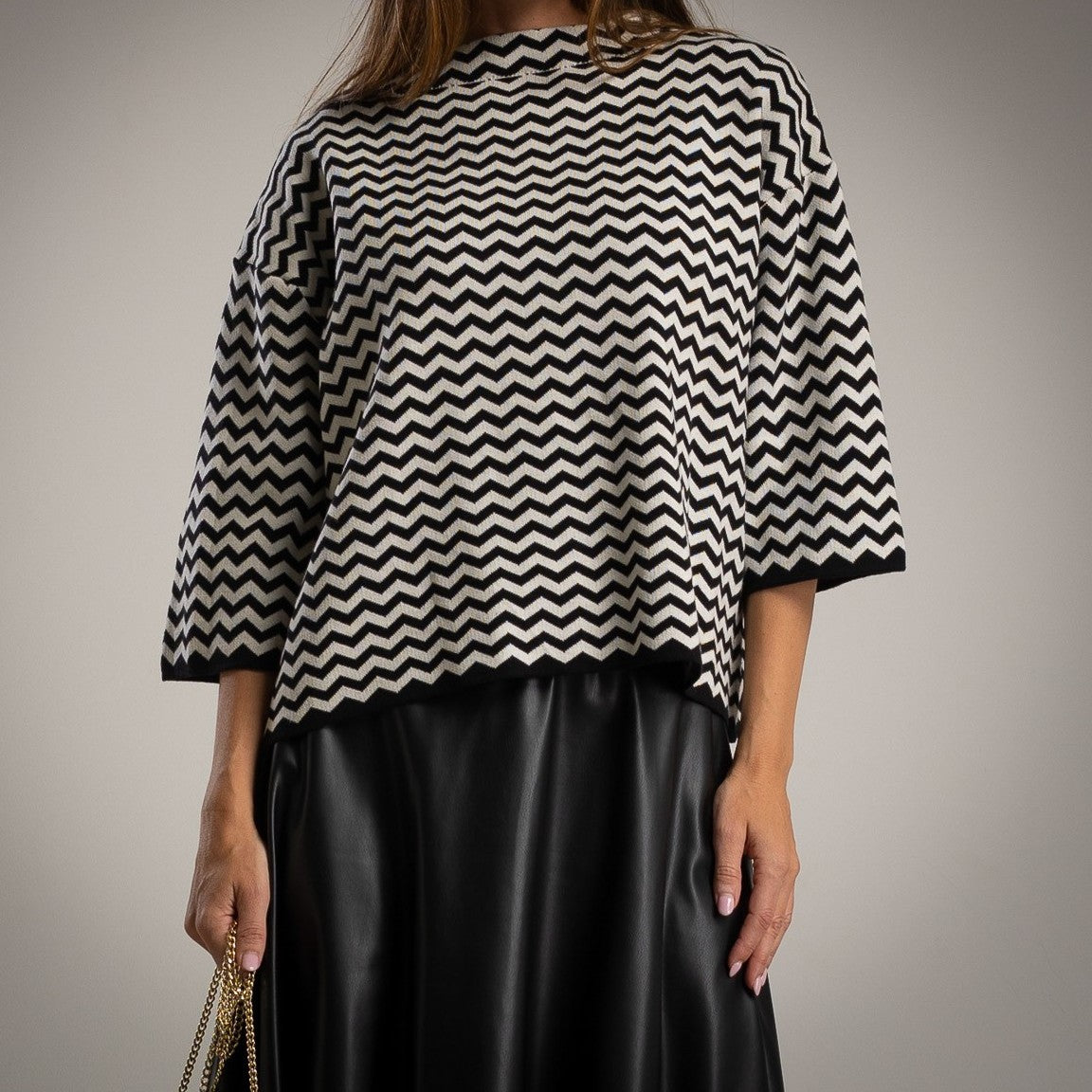 Πουλόβερ από απαλό πλεκτό ύφασμα με σχέδιο ζιγκ-ζαγκ