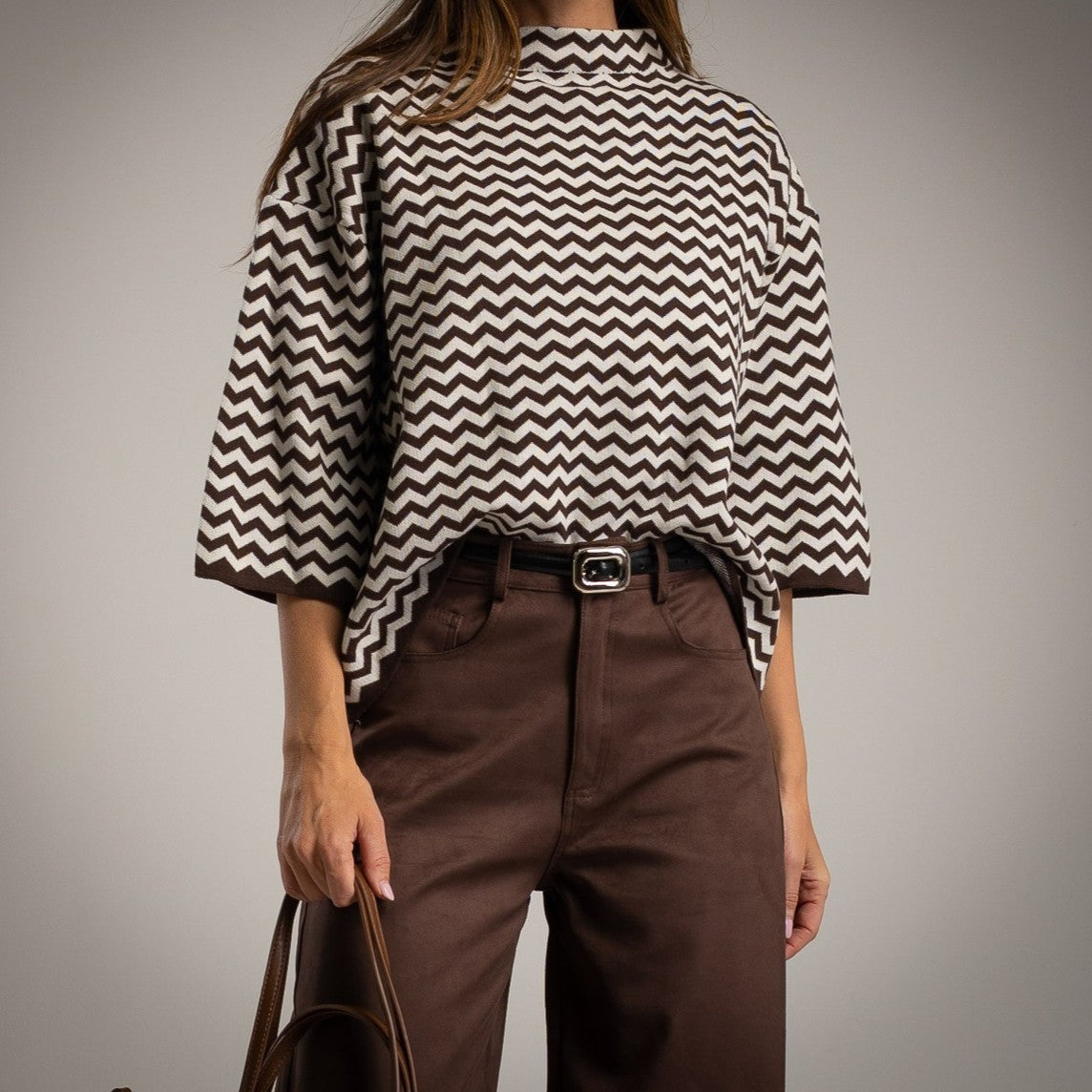 Πουλόβερ από απαλό πλεκτό ύφασμα με σχέδιο ζιγκ-ζαγκ