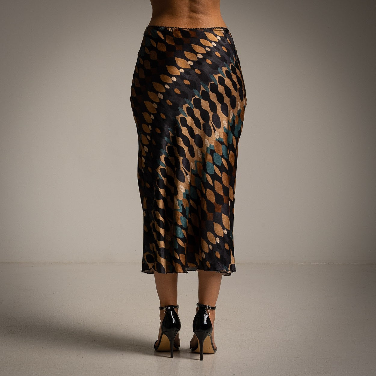 Abstract print midi skirt back view