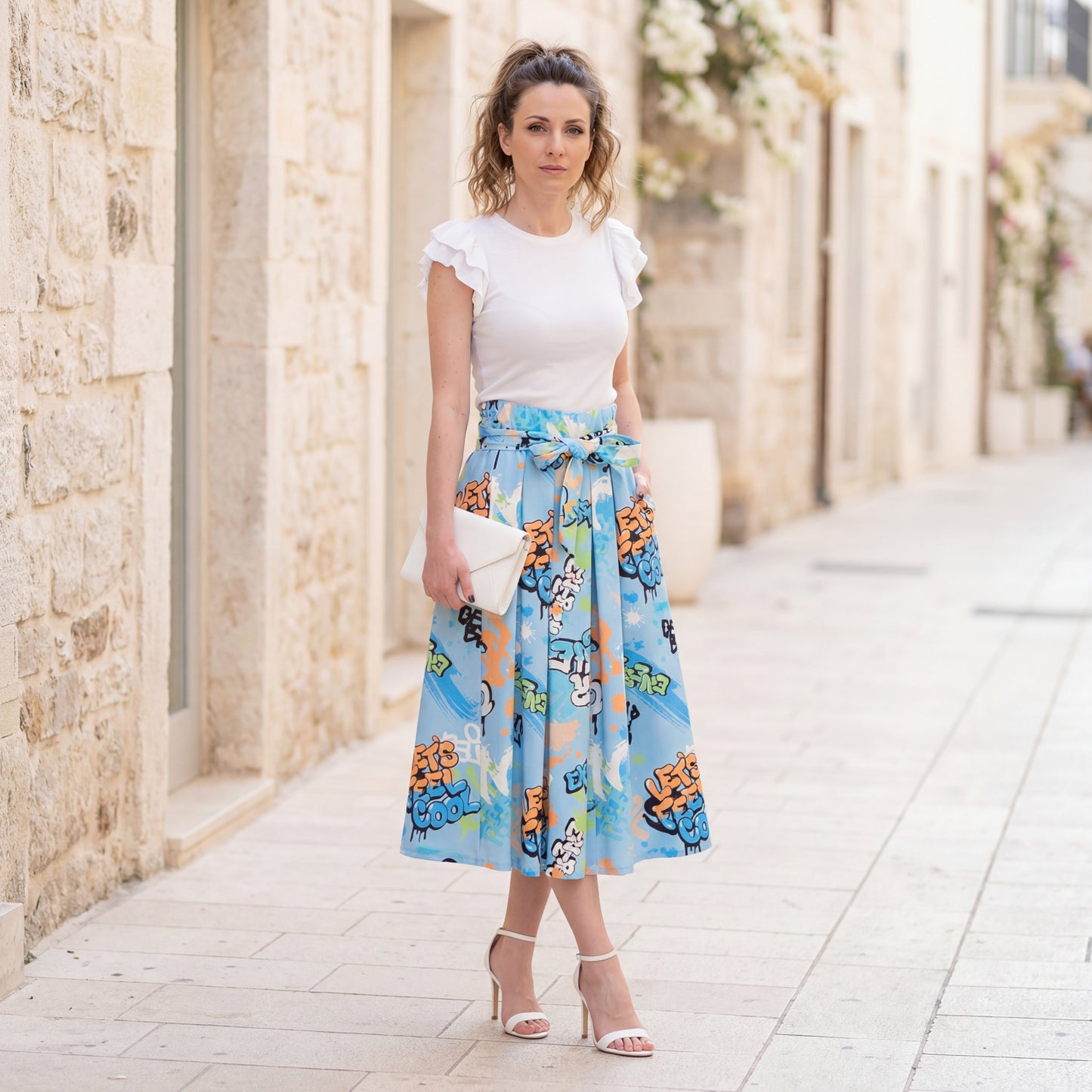Blue graffiti print midi skirt styled outdoor – statement One Size skirt with belt and pockets by MARIΓIOÚ