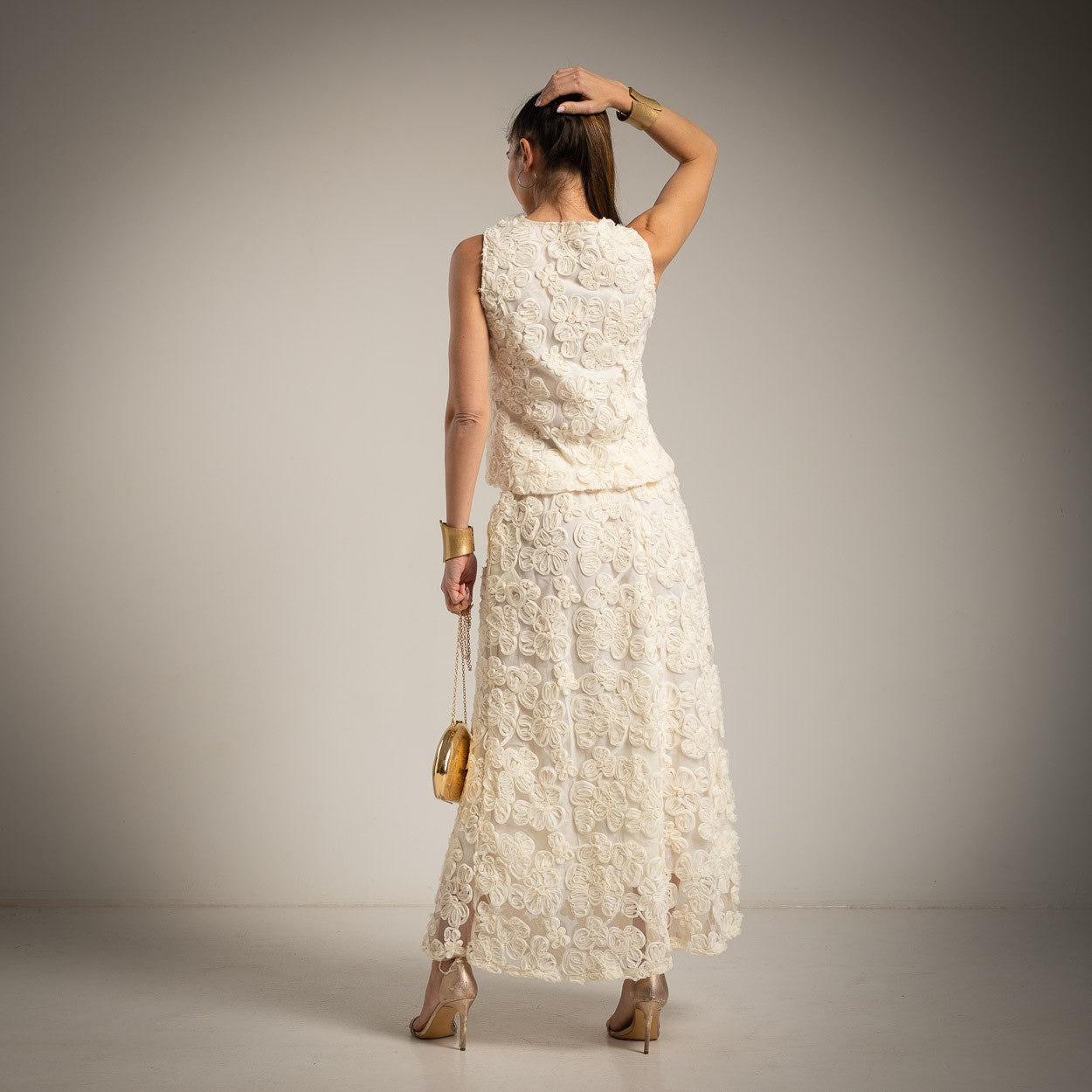 Back view of floral appliqué top and maxi skirt set – MARIΓIOÚ