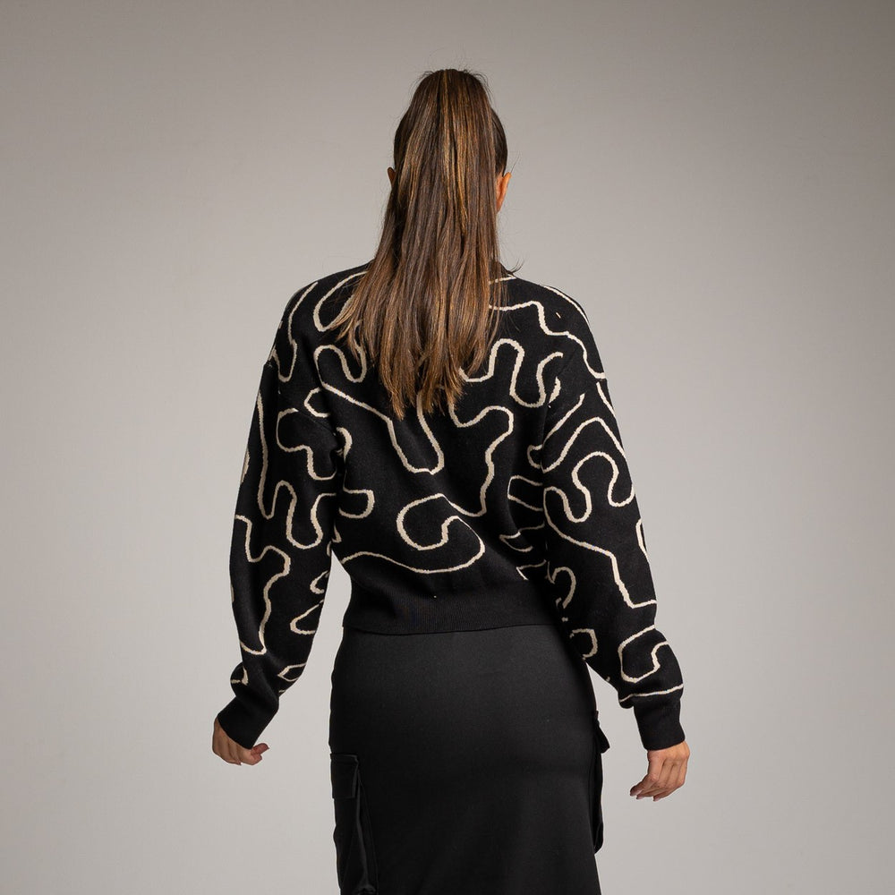 marigiou abstract pattern knit sweater black back view