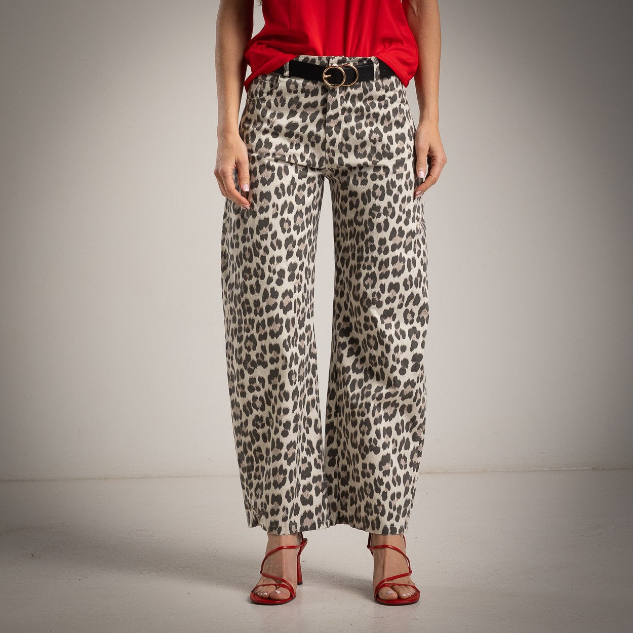 Animal print balloon pants front view wide leg high waist MARIΓIOÚ