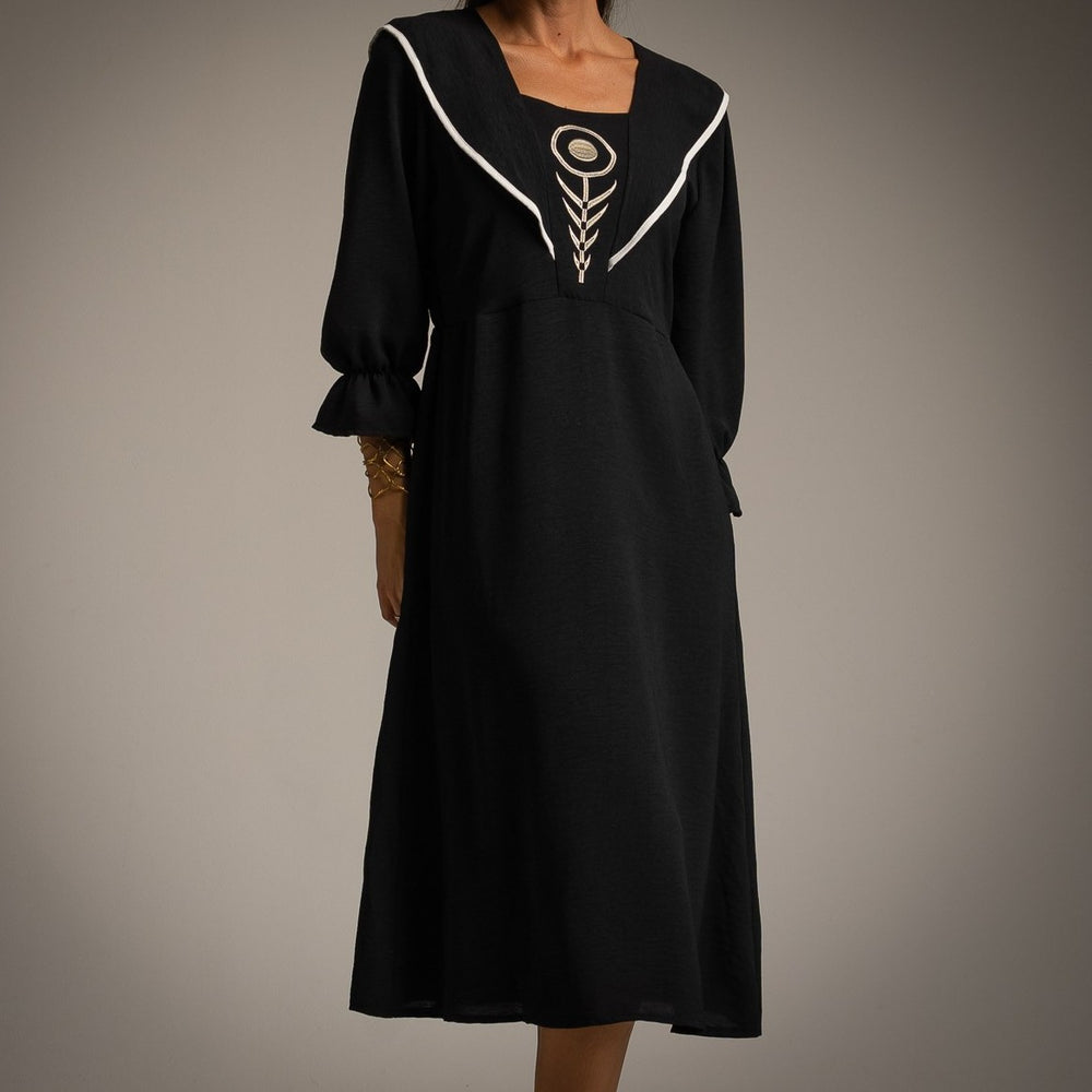 marigiou-black-midi-dress-embroidered-front-closeup