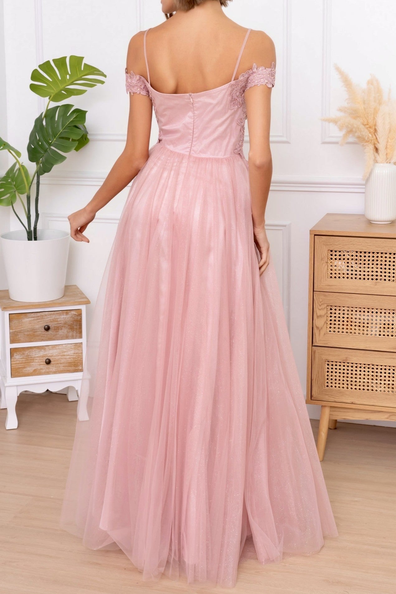 Back view of blush pink off-shoulder tulle maxi gown MARIΓIOÚ