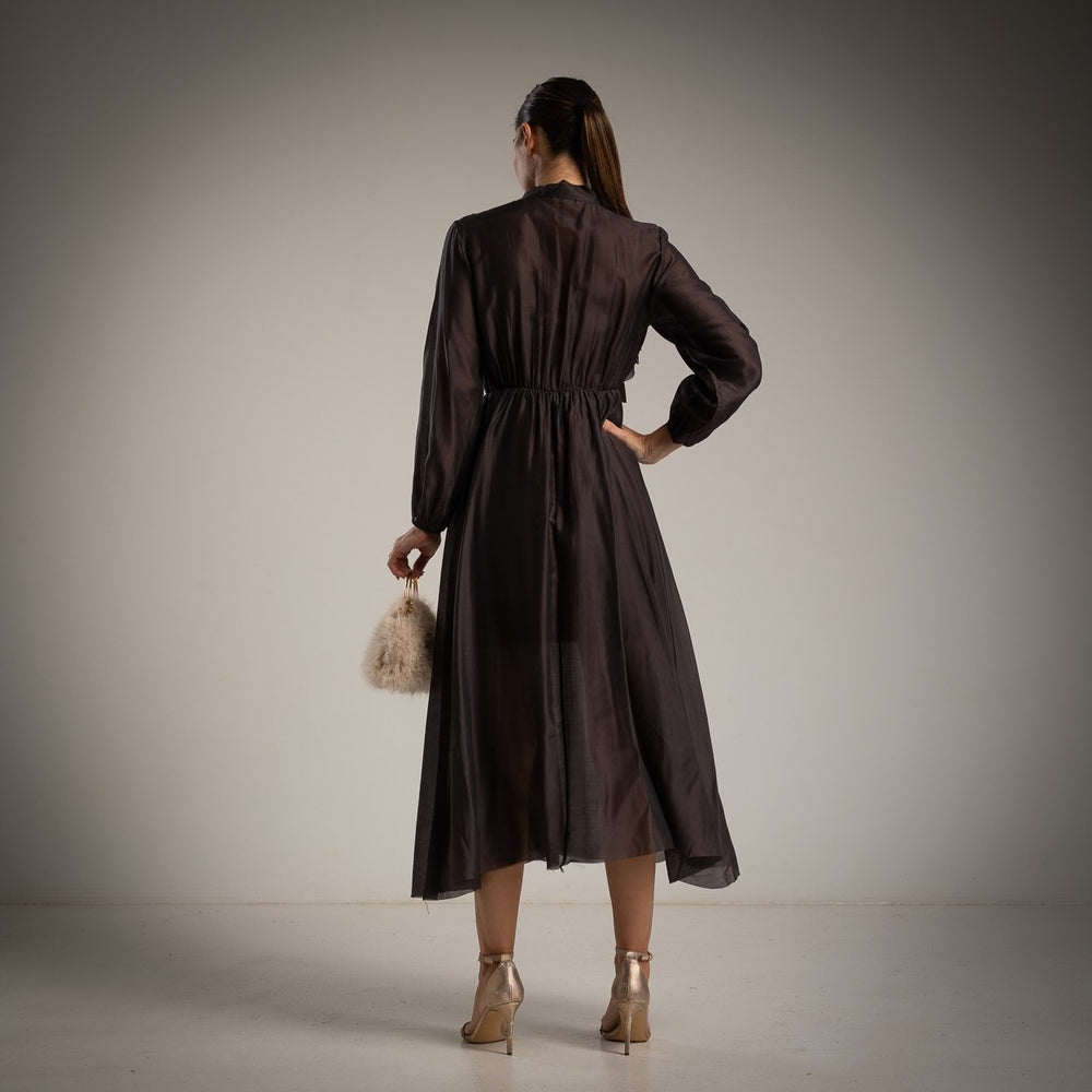 Back view of MARIΓIOÚ brown ruffled midi dress – lightweight viscose blend fabric, made in Italy.