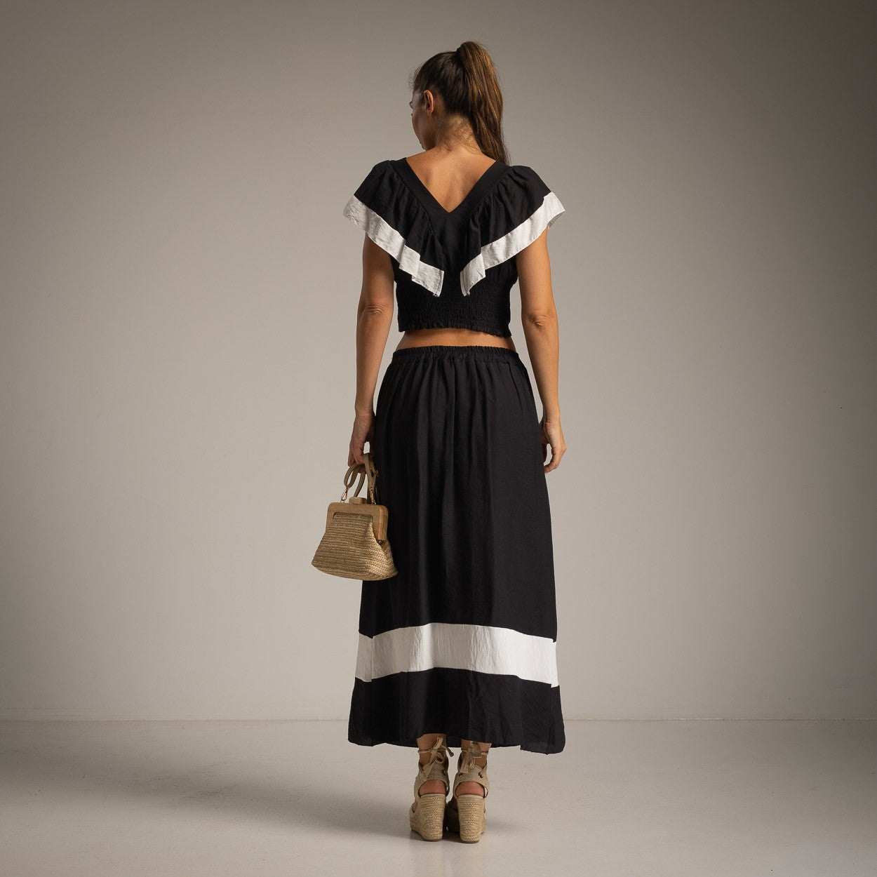 MARIΓIOÚ classic black Mediterranean two-piece set back view