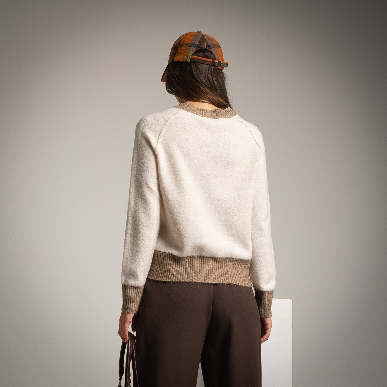 Contrast knit sweater by MARIΓIOÚ in cream and brown, back view