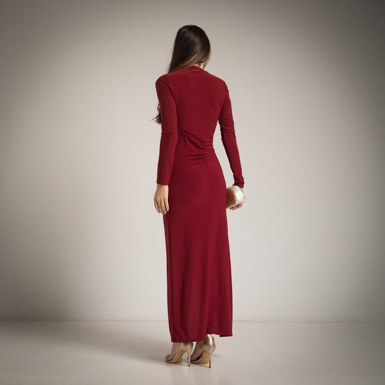 Burgundy elegant maxi dress by MARIΓIOÚ, back view
