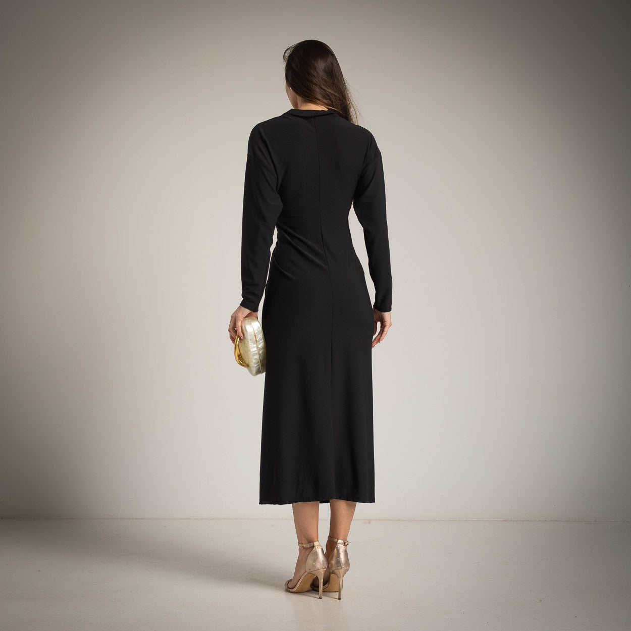 Black elegant midi dress by MARIΓIOÚ, back view