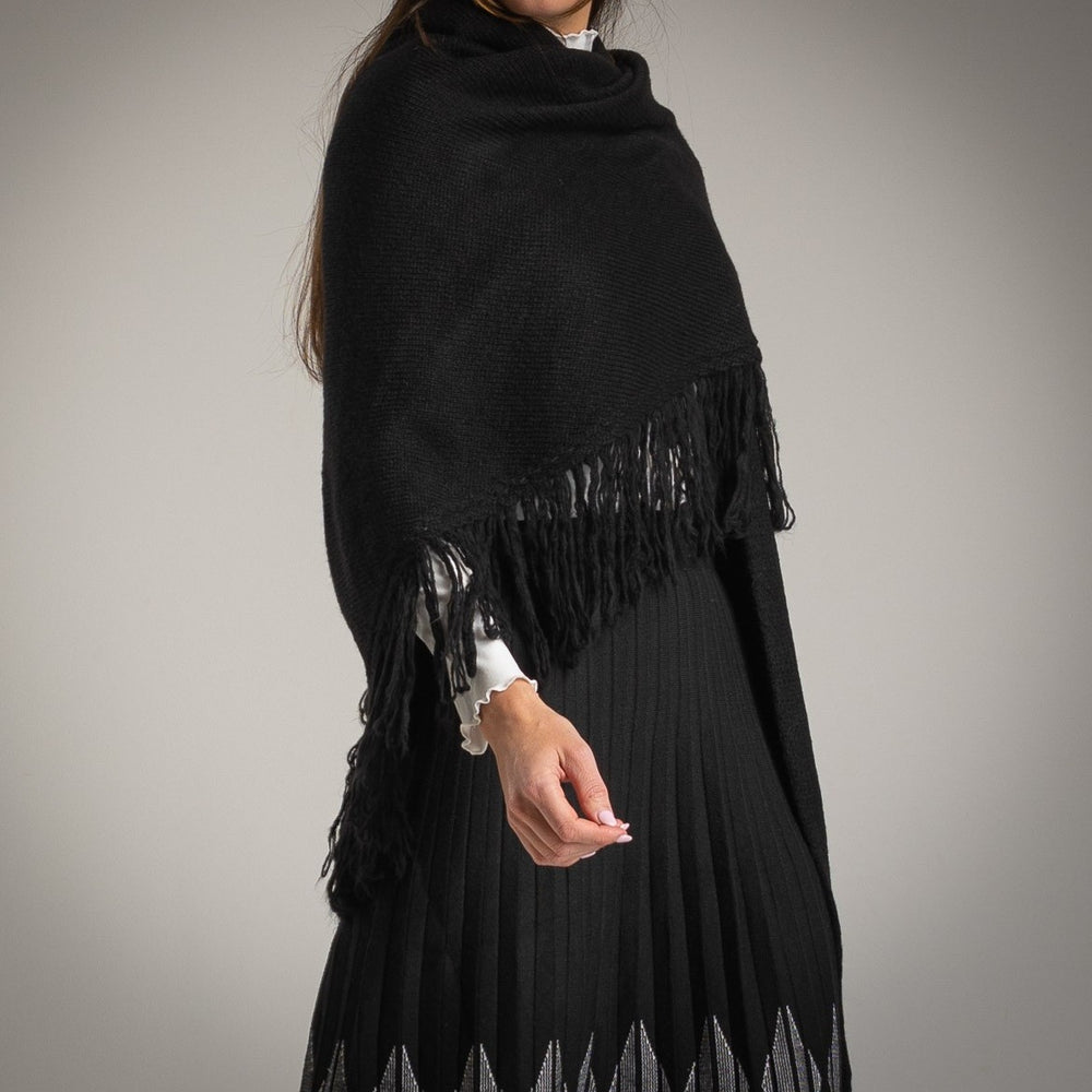 Black knit shawl with fringe detail – side view