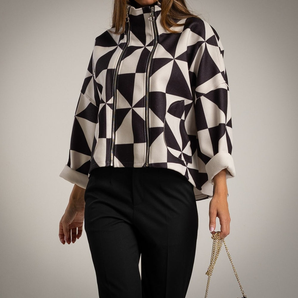 MARIΓIOÚ black and white graphic jacket front view detail