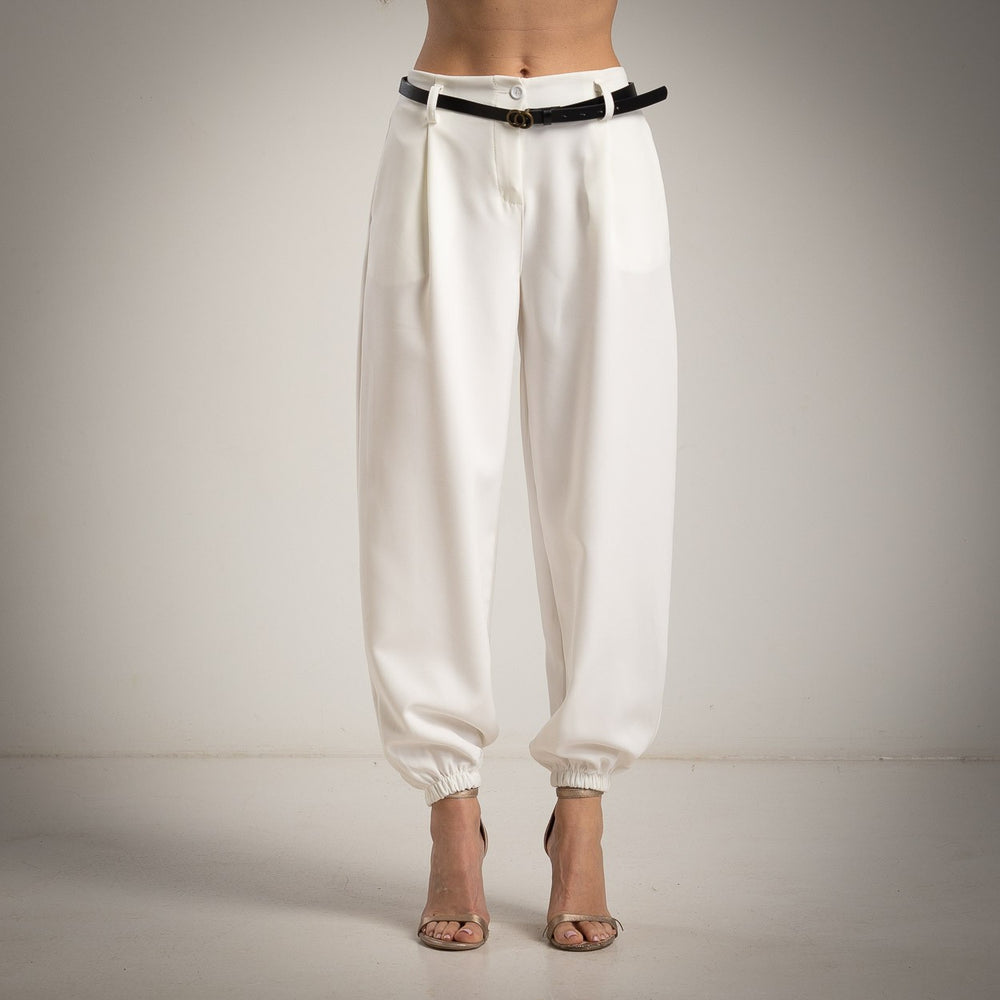 MARIΓIOÚ ivory white relaxed fit Italian pants front view