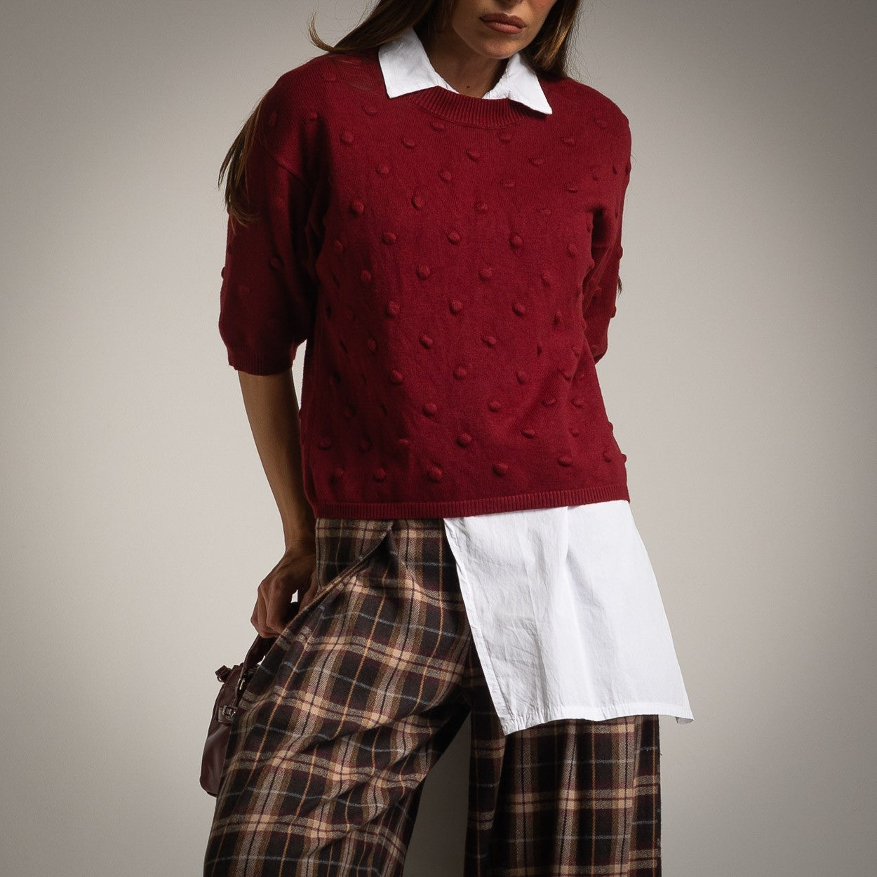 marigiou knit shirt burgundy close up
