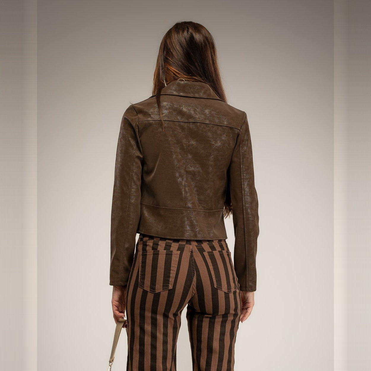Cocoa Brown cropped vintage faux leather jacket with shirt collar and belt loops - back view