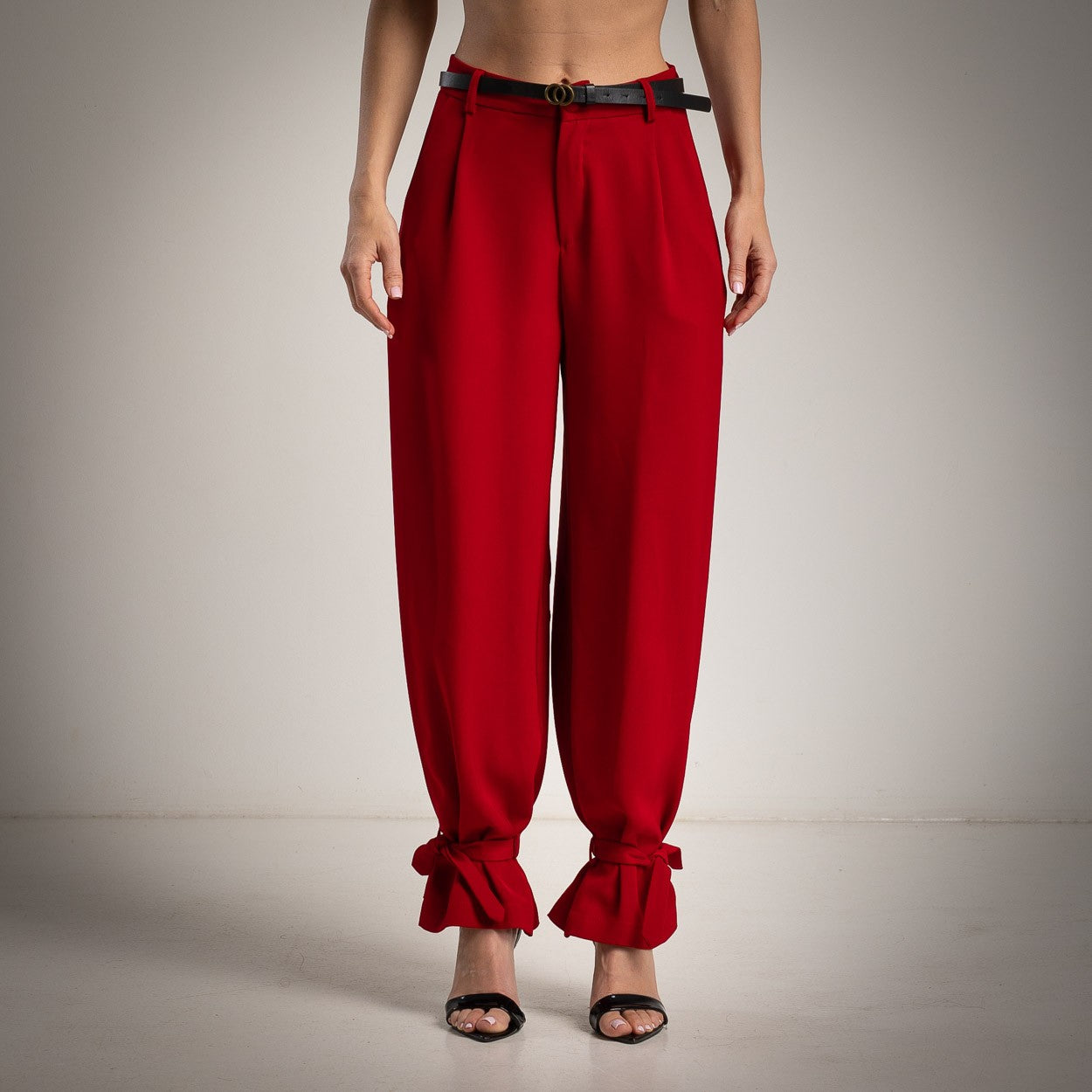 Red high waist tapered pants front view with ankle ties MARIΓIOÚ
