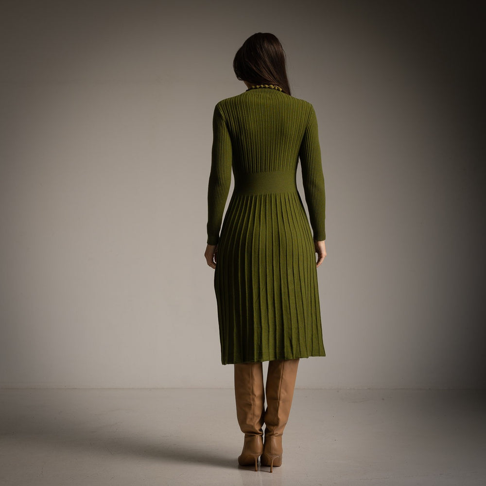 Olive ribbed knit dress by MARIΓIOÚ, back view