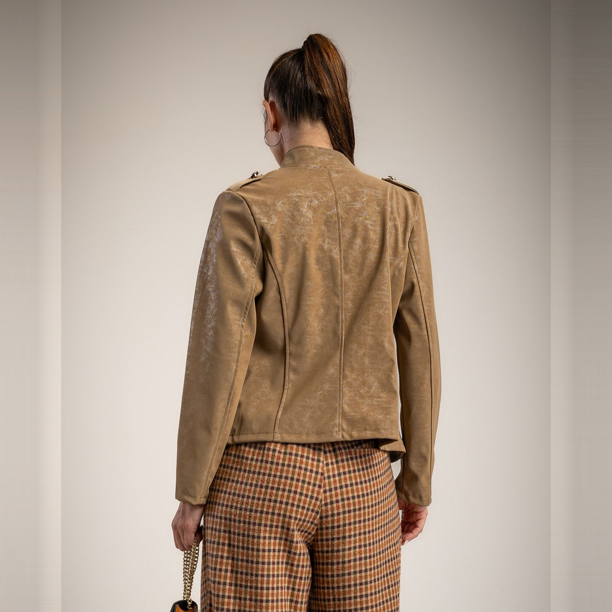 Warm Camel cropped faux leather jacket with stand-up collar and epaulettes - back view