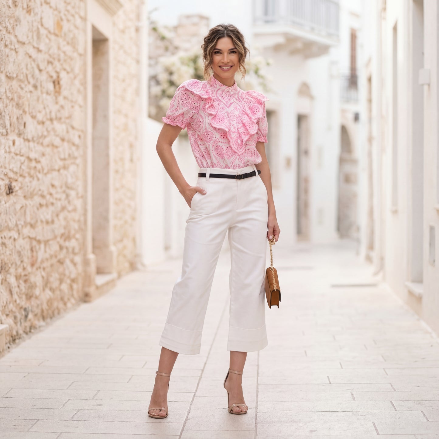 MARIΓIOÚ elegant ruffled perforated blouse full body styled look