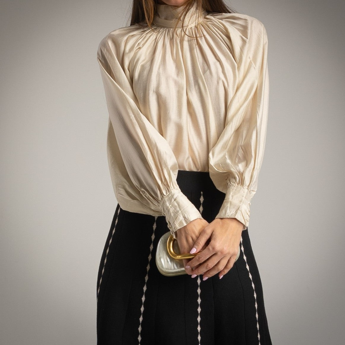 Beige silk effect blouse with gathered neckline – detail view