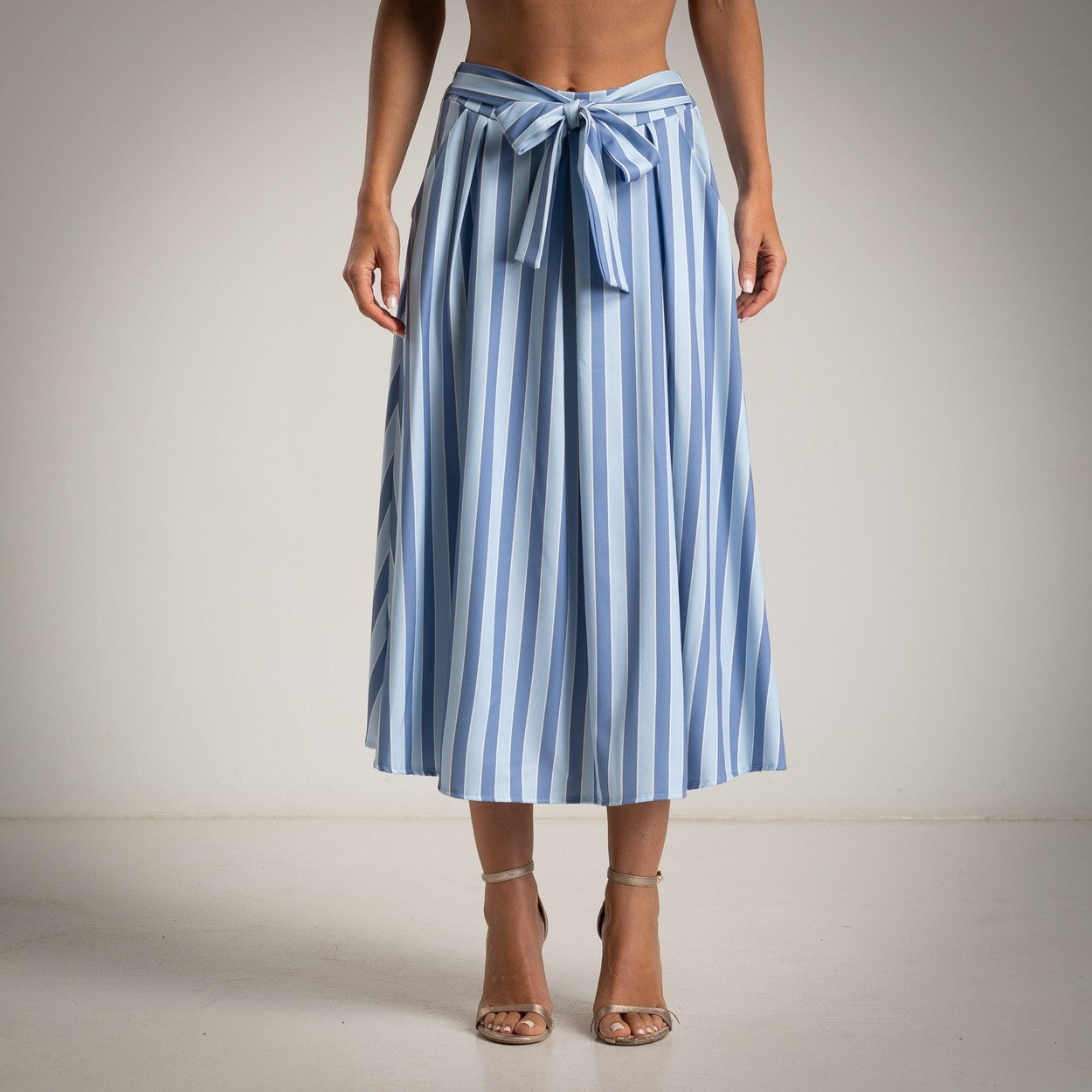 Soft sky blue striped midi skirt with belt front view summer style MARIΓIOÚ