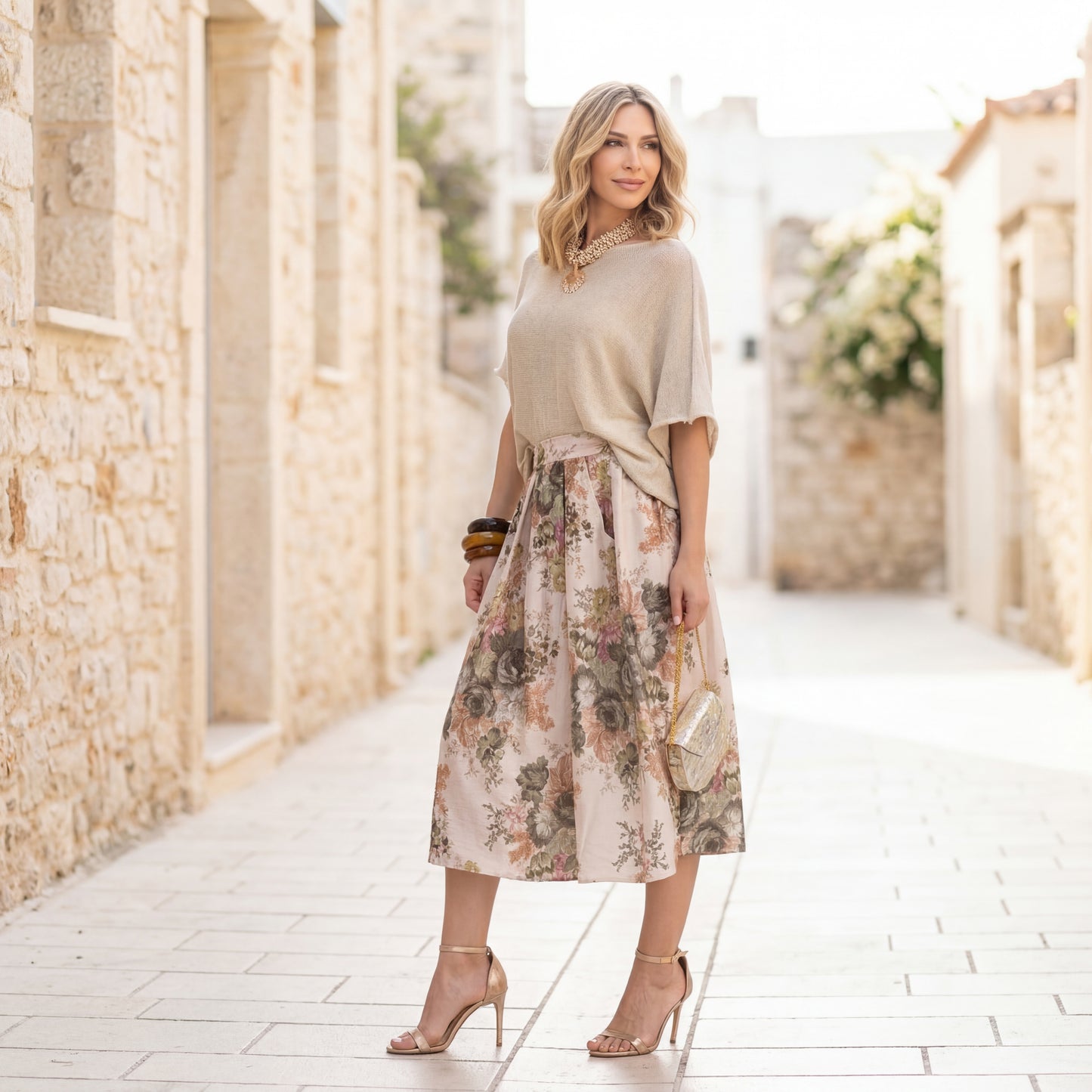 elegant summer outfit knit t shirt beige skirt marigiou