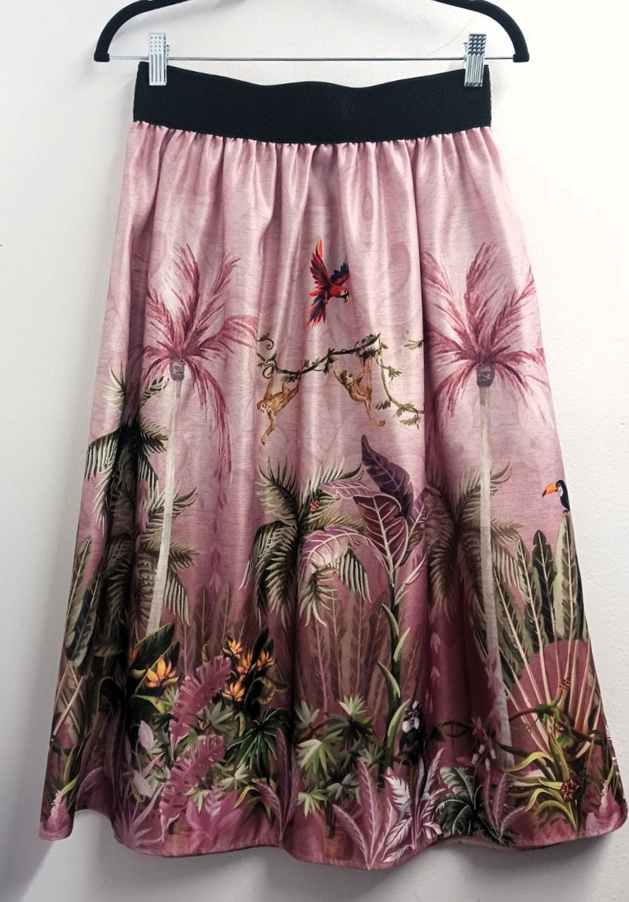 MARIΓIOÚ tropical jungle print midi skirt back view elastic waistband detail