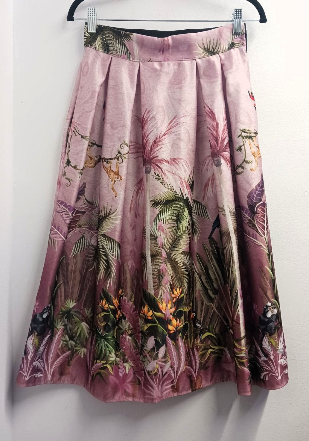 MARIΓIOÚ tropical jungle print midi skirt front view flared silhouette