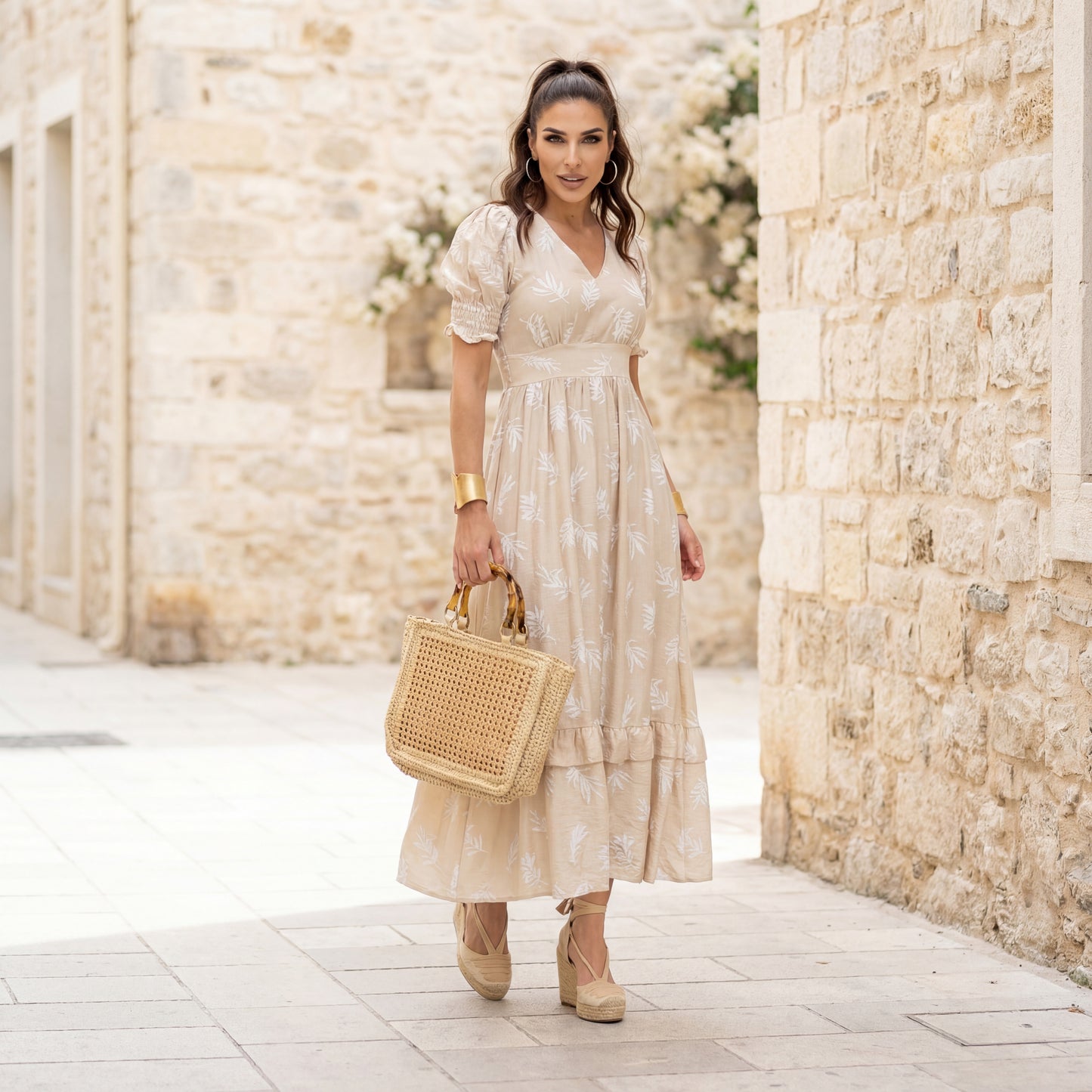 Stylish Midi One-Size Summer Dress with Leaf Pattern | White, Beige, Mint & Rose MARIIO Stylish Midi One-Size Summer Dress with Leaf Pattern | White, Beige, Mint & Rose MARIIO